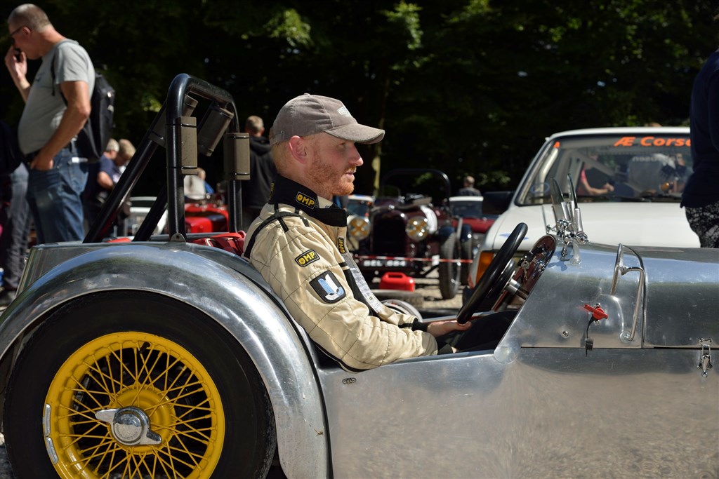 Den dygtige Vejlekører Mads Nygaard er altid god for et topresultat i sin Lotus Seven S1 fra 1960
(Foto: Michael Eisenberg)